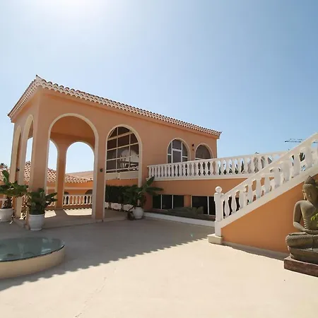 House Golden Mile Tenerife By Holiday World *